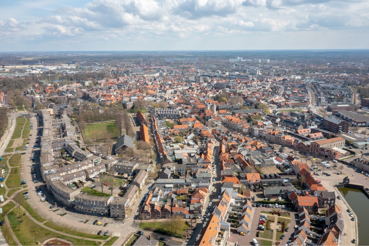 Zicht op Bergen op Zoom.